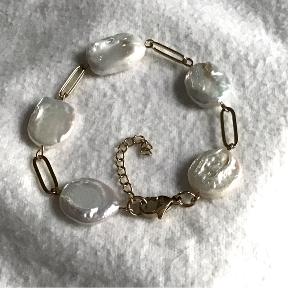 Jewelry - Freshwater Keshi Pearl Paperclip Bracelet in Gold Over Stainless Steel